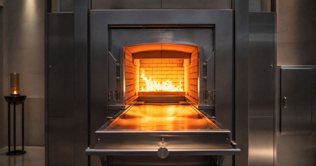 Pourquoi le corps se soulève pendant la crémation et qu'est-ce que cela signifie vraiment ? 2 cremation corps se souleve